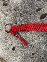 Wide mule tape tripping collar